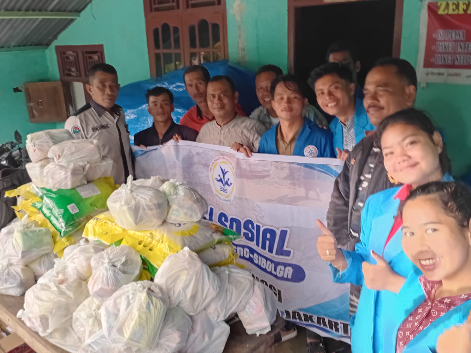 Aksi Sosial Bencana Tapanuli Tengah, Sibolga oleh STT. Pokok Anggur Jakarta.